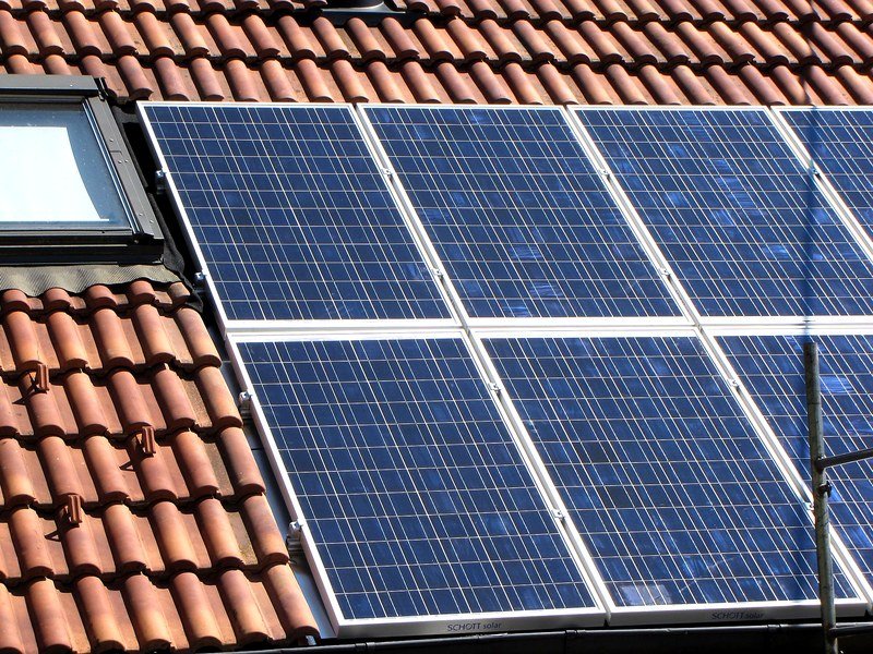 Panneaux SCHOTT Solar sur toiture tuiles intégration 2012